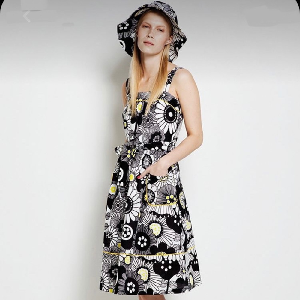 Marimekko Ahkeraliisa Flower Dress - Like New